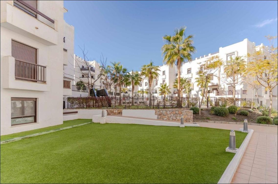 Apartamento En Salobrena Cerca Del Mar - Con Piscina, Gimnasio Y Garaje エクステリア 写真